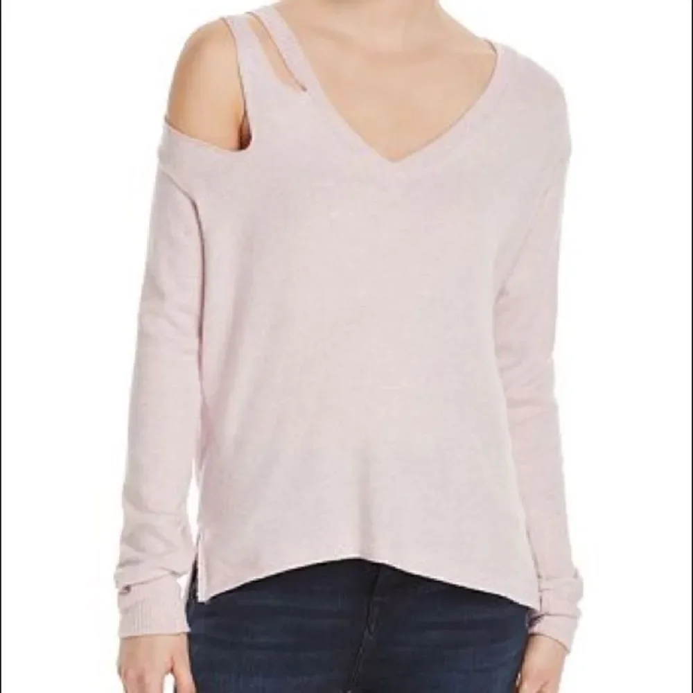 LNA Shoulder Cut-Out Pink Sweater Size Small